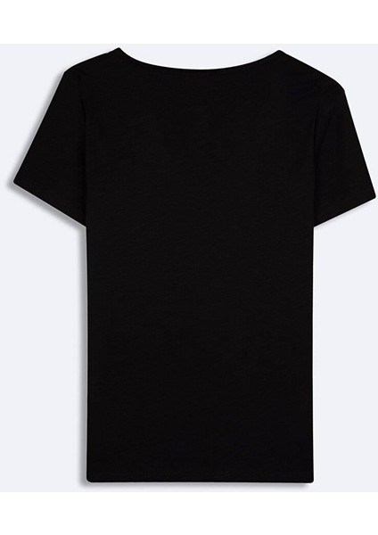 Siyah T-Shırt fırsatları