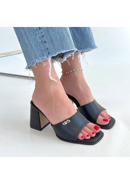 Miyon Siyah Cilt Topuklu Terlik modelleri