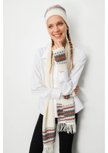 Kadın Jakarlı Yün Eldiven Kemik modelleri