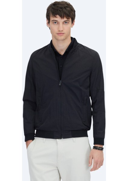 Siyah Regular Fit Dik Yaka Casual Dokuma Mont