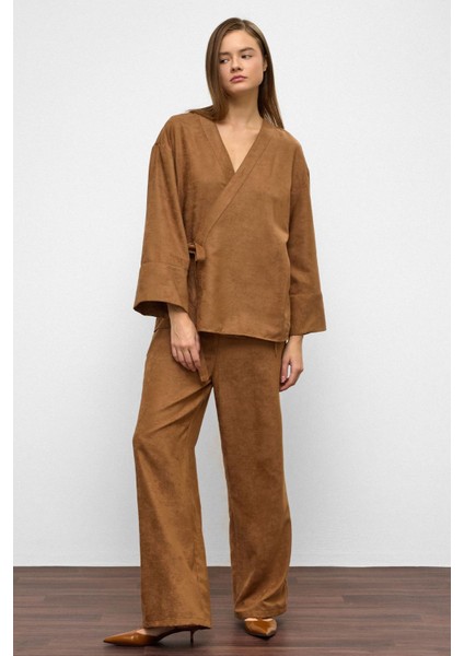 Önü Bağlamalı Süet Görünümlü Kimono Ikili Takım Kamel 9366-TK modelleri