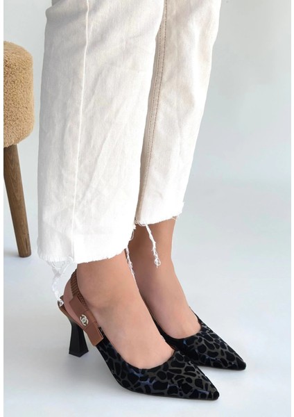 Toran Beyaz Rugan Siyah Süet Detaylı Topuklu Ayakkabı modelleri