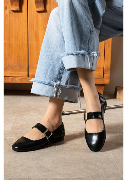 Zora Kadın Lastikli Günlük Babet Siyah fiyatları