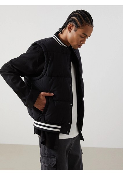 Xsıde Siyah Standart Kalıp Kolej Yaka Erkek Şişme Yelek