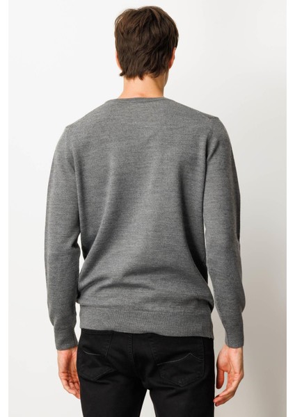 Erkek Sıfır Yaka Önü Baklavalı Triko Kazak Füme modelleri