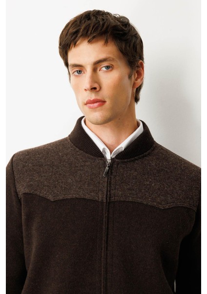 Erkek Hakim Yaka Göğsü ve Cebi Keçe Triko Yün Mont K.kahve fırsatları