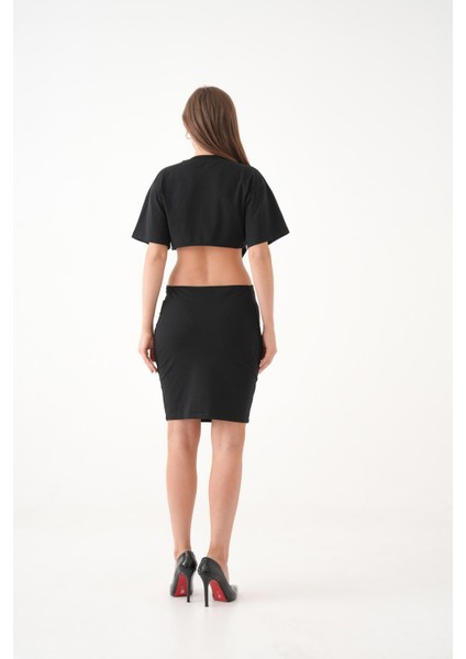 Kadın Bel ve Sırtı Açık Pamuklu Yazlık Bisiklet Yaka Mini Elbise modelleri