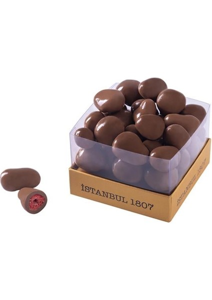 Istanbul Kutuda Kurutulmuş Çilekli Sütlü Draje fiyatları