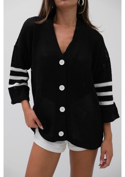 Sırt Baskılı Ajurlu Hırka