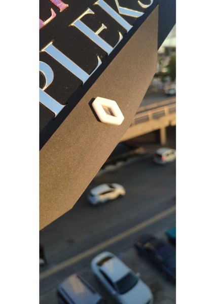 Renault Model Mat Pleksi Plakalık