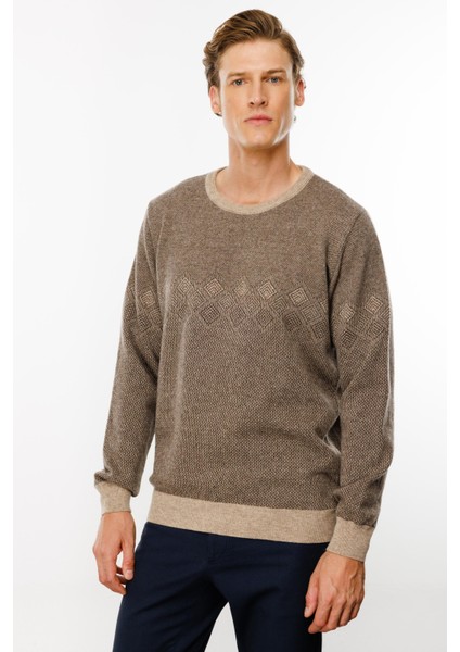 Erkek Sıfır Yaka Göğsü Baklava Desenli Yün Kazak K.bej modelleri