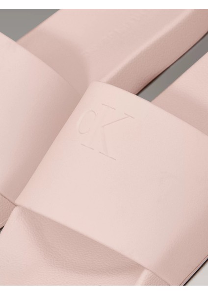 Calvın Kleın Kadın Terlik YW0YW01715-VIC modelleri