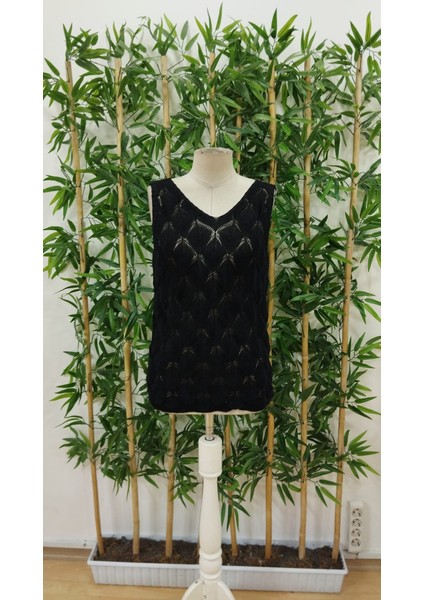 Kadın Askılı Yakalı Desenli Triko Bluz