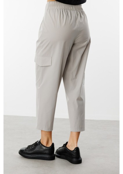 Paraşüt Kumaş Pileli Pantolon modelleri