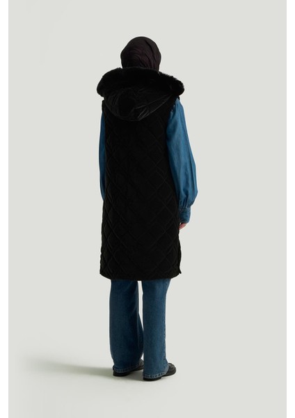 Trend Kürk Kapüşonlu Kapitone Yelek 25KT505 Siyah indirimleri