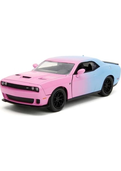 Pembe Fişler 1:24 2015 Dodge Challenger Srt Hellcat Araba