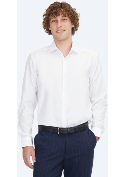 Beyaz Regular Fit Dokuma Klasik %100 Pamuk Gömlek