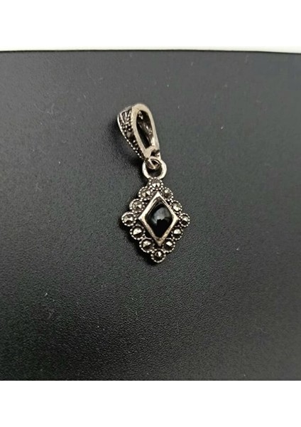 Gümüş Oltu Taşlı Kolye Ucu SK00073