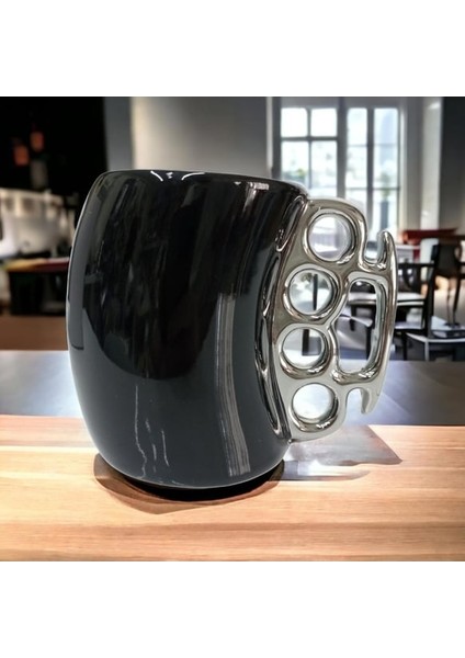 Porselen Beş Parmak Tasarımlı Siyah Kupa Bardak – Metalik Kulp Detaylı modelleri