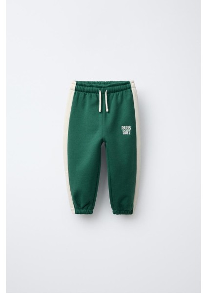 Erkek Çocuk Pamuklu Yeşil Fermuarlı Sweatshirt ve Yan Şeritli Eşofman Takım modelleri