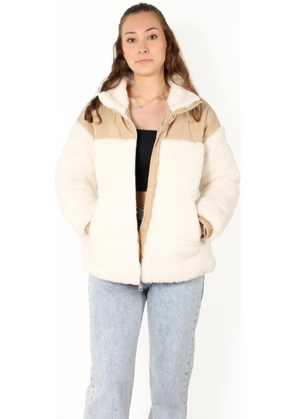 5196 Üstü Parçalı Peluş Mont