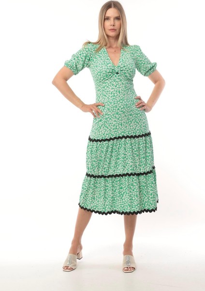 Kadın Çiçekli V Yaka Katlı Etekli Yeşil Spor Şık Yazlık Uzun Elbise fırsatları