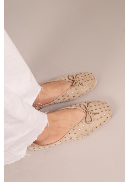 Botrop Fiyonklu Süet Babet Bej indirimleri