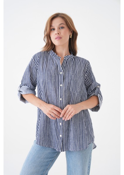 Kadın Hakim Yaka Geniş Kalıp Tesettüre Uygun Çizgili Spor Şık Curve Gömlek fırsatları