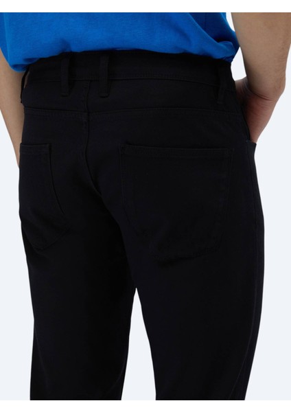 Siyah Düz Dokuma Slim Fit Casual Pamuk Karışımlı Pantolon fırsatları