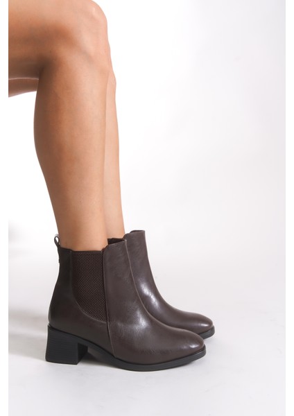 Tamnesra Kadın Bot 0012612