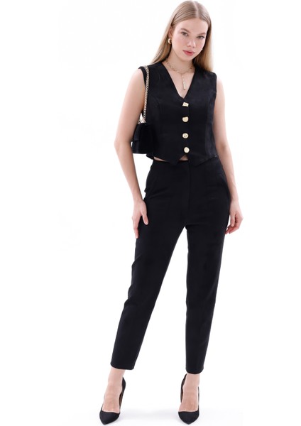 Güderi Aksesuarlı Düğmeli Yelekli Takım indirimleri