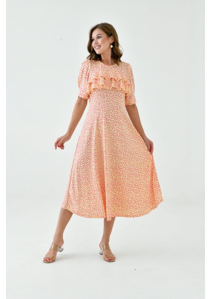 Kadın Çiçekli Kare Yaka Yarım Volanlı Kol Spor Şık Yazlık Uzun Elbise fiyatları