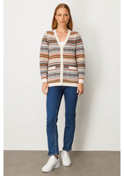 Kadın V Yaka Jakarlı Yün Hırka Kemik indirimleri