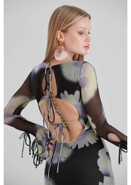 Kadın Sırt Dekolteli Uzun Boy Çiçekli Tül Spor Şık Siyah Kol Detaylı Elbise modelleri