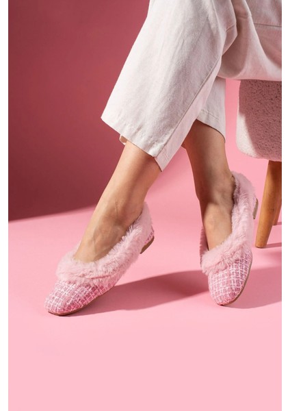 Peluş Detaylı Kırçıl Kumaşlı Rahat ve Hafif Ev Babeti Ev Pandufu