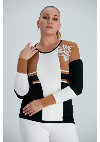 Kadın Üç Renkli Çiçek Desenli Taş Detaylı Premimum Kalite Şık Curve Anne Büyük Beden Triko Bluz fiyatları