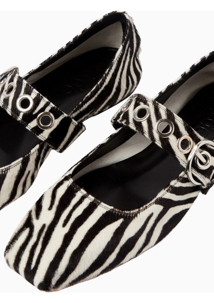 Aeyde Uma Eyelet Babet, Zebra Ponyhair, Metal Tokalı, Italyan El Yapımı Lüks Tasarım fırsatları