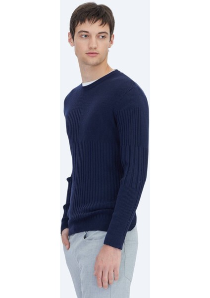 Lacivert Bisiklet Yaka Jakarlı Triko Kazak fırsatları