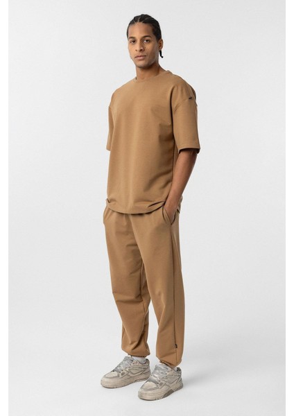 Paça Lastikli Basic Oversize Eşofman Takımı Camel modelleri