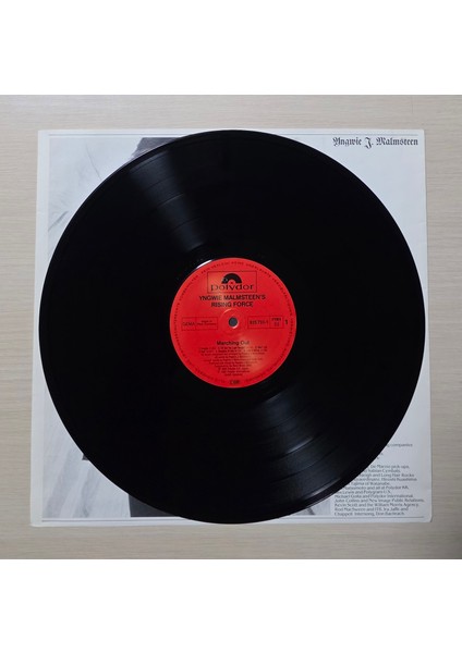 Yngwie J. Malmsteen's Rising Force - Marching Out - 1985 - Dönem Baskı Plak - Longplay - Lp modelleri