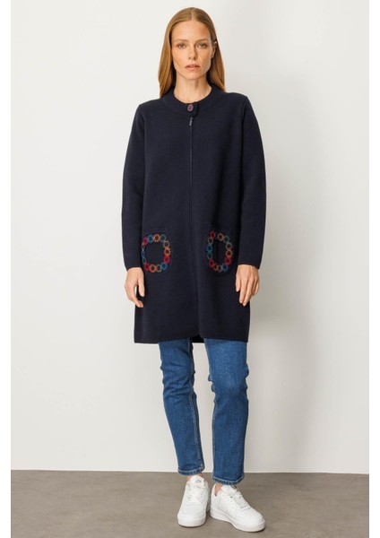 Kadın Dik Yaka Cebi Tığlamalı Uzun Yün Kaban K.lacivert fırsatları