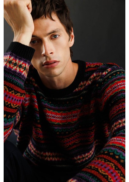 Erkek Sıfır Yaka Jakarlı Yün Kazak Siyah fiyatları