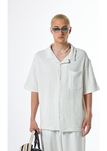 Oversize Kısa Kol Cepli Triko Gömlek Beyaz fiyatları
