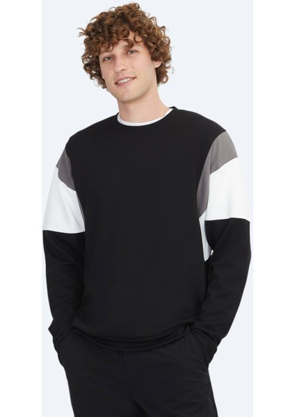 Siyah Bisiklet Yaka Sweatshırt