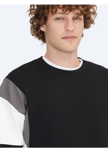 Siyah Bisiklet Yaka Sweatshırt indirimleri