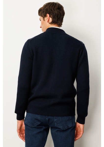 Erkek Hakim Yaka Önü Keçe Triko Mont K.lacivert modelleri