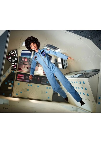 Sally Ride Barbie Ilham Verici Kadın Oyuncak Bebek fırsatları