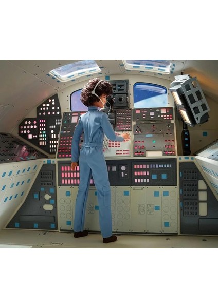 Sally Ride Barbie Ilham Verici Kadın Oyuncak Bebek indirimleri