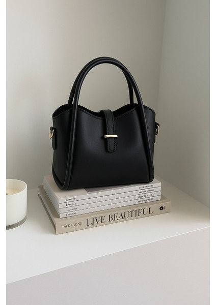 Kadın Gold Aksesuar Detaylı Üç Bölmeli Tasarım Çıkarılabilir Makyaj Çantalı El ve Omuz Çantası Roma