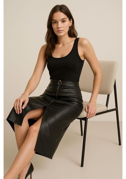 Önden Yırtmaçlı ve Fermuarlı Deri Etek fiyatları